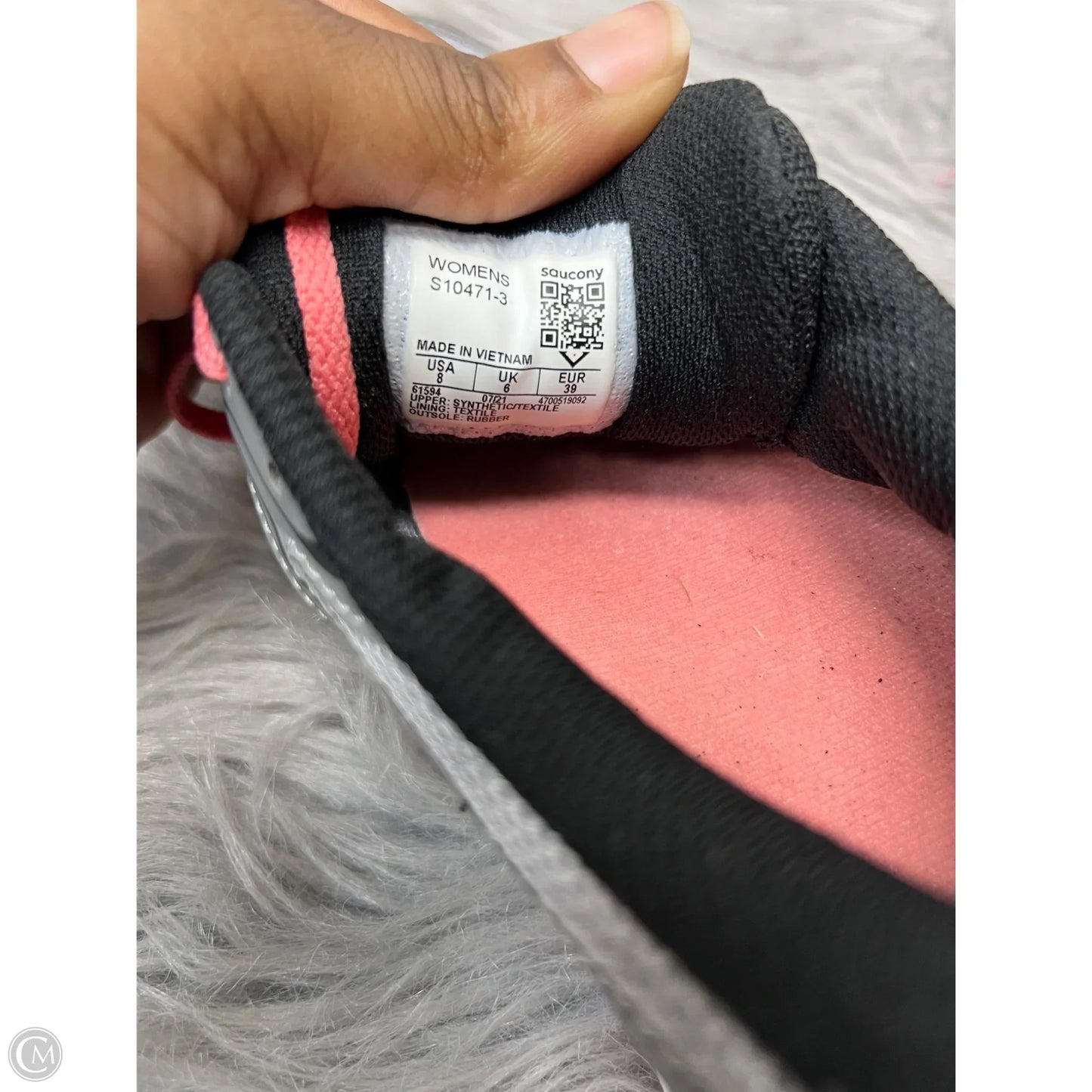 Shoes Athletic By Saucony In Multi-colored, Size: 8