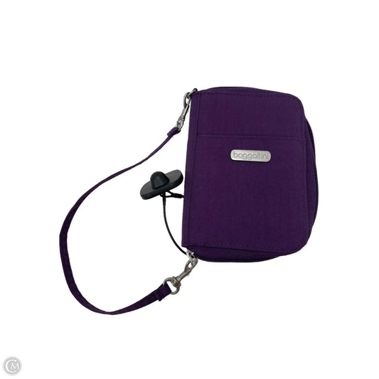 Wristlet By Baggallini, Size: Small