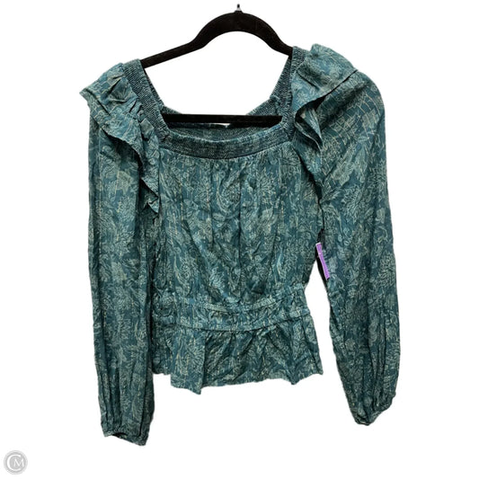 Top Long Sleeve By Universal Thread In Green, Size: S