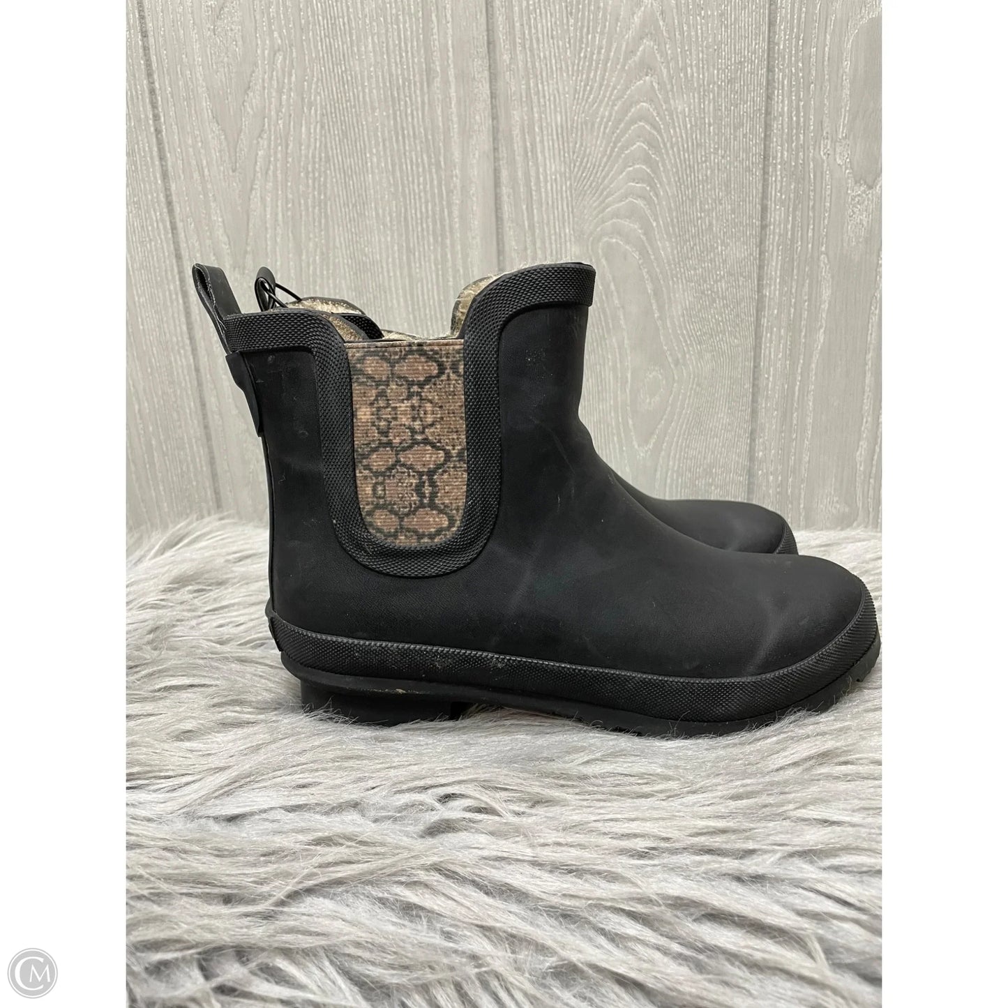 Boots Ankle Flats By Serra In Black, Size: 7