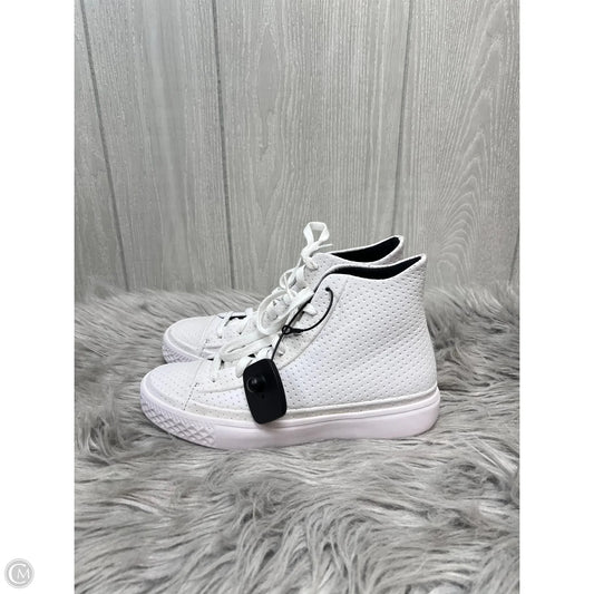 Shoes Sneakers By Converse In White, Size: 7.5