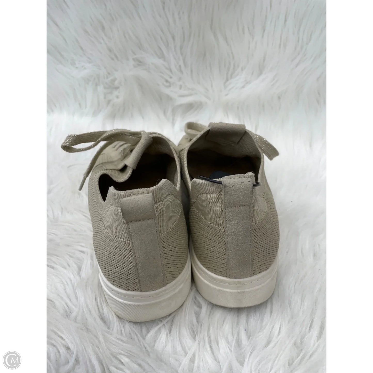 Shoes Sneakers By White Mountain In Tan & White, Size: 9