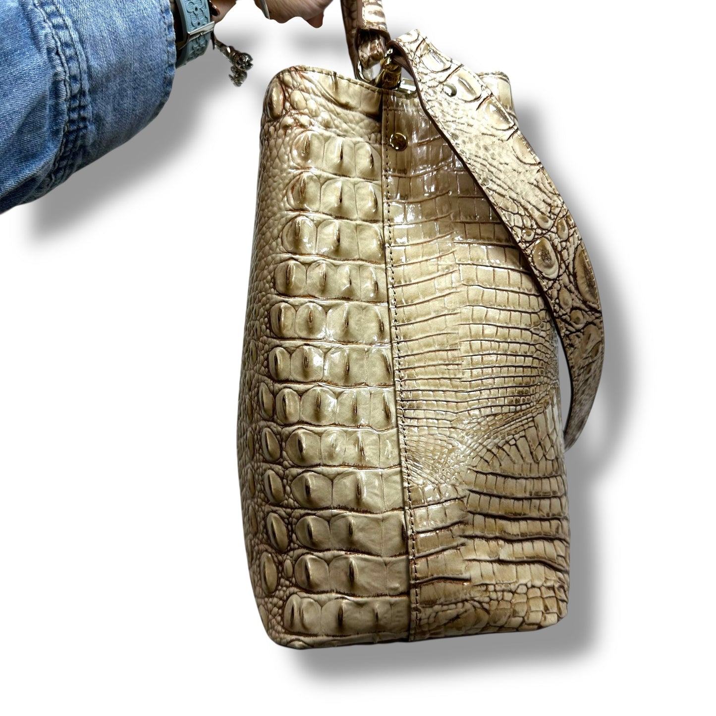 Amelia Croc Embossed Leather Bucket Bag Handbag Designer By Brahmin, Size: Medium