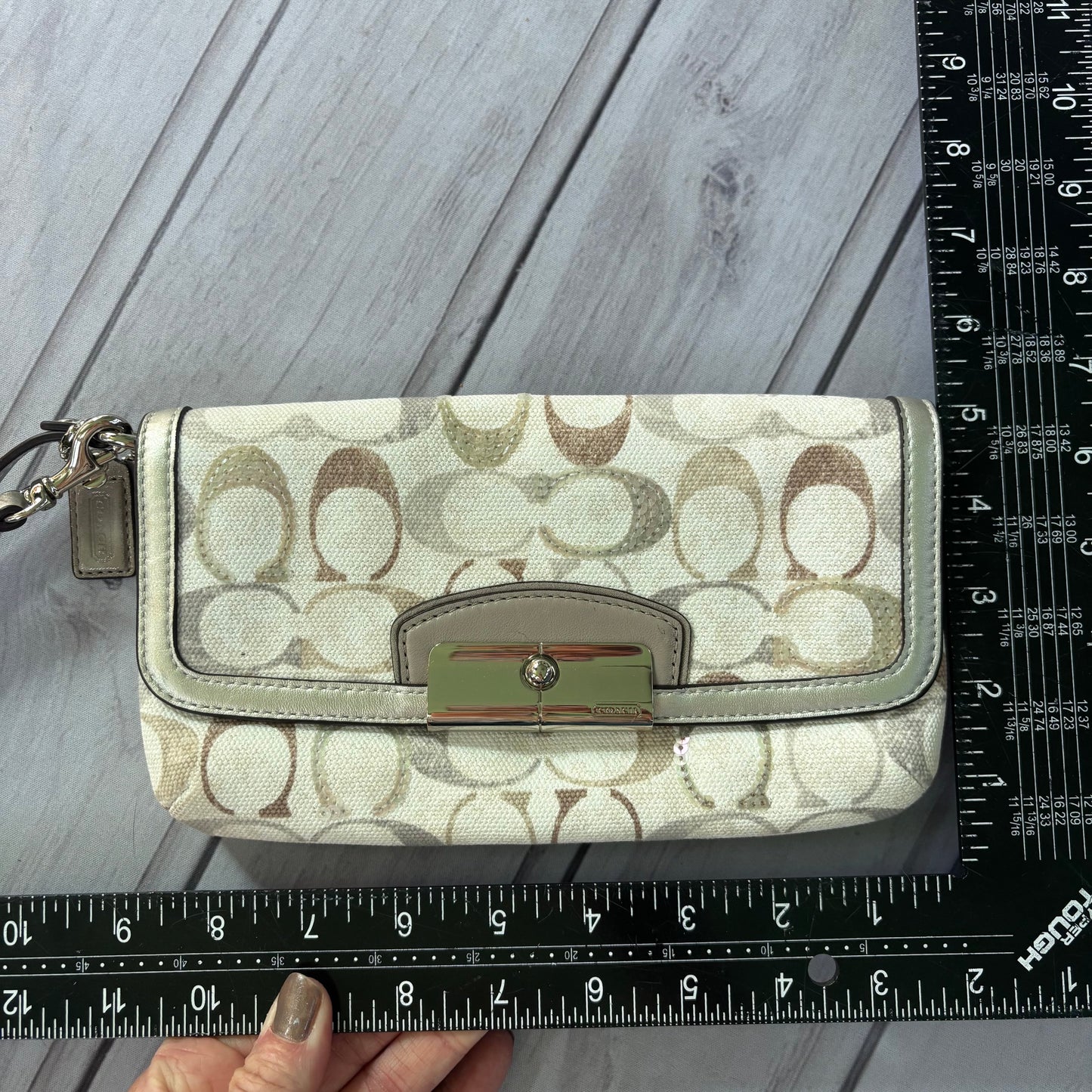 Wristlet Designer By Coach, Size: Medium