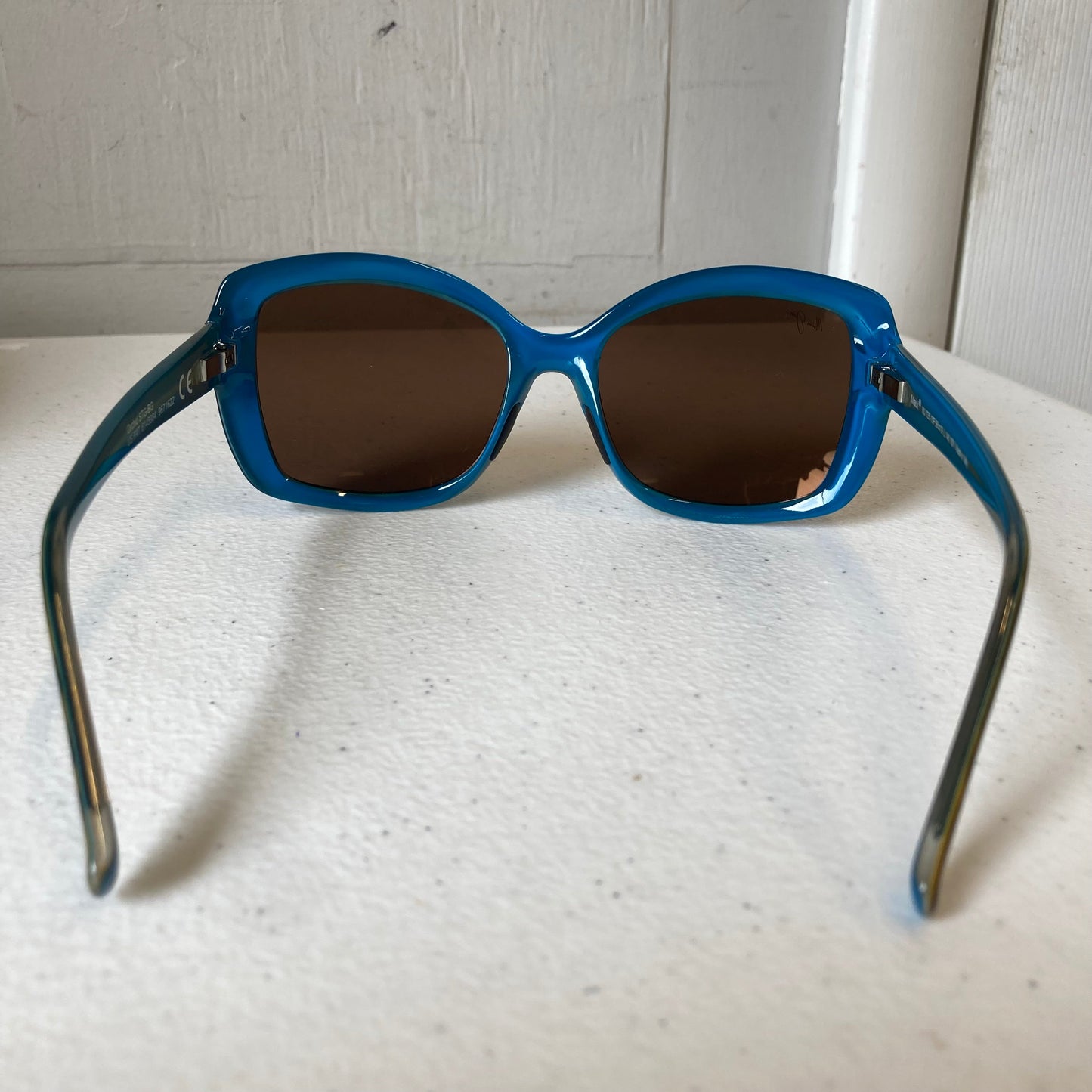 Sunglasses By Maui Jim In Tortoise Shell Print
