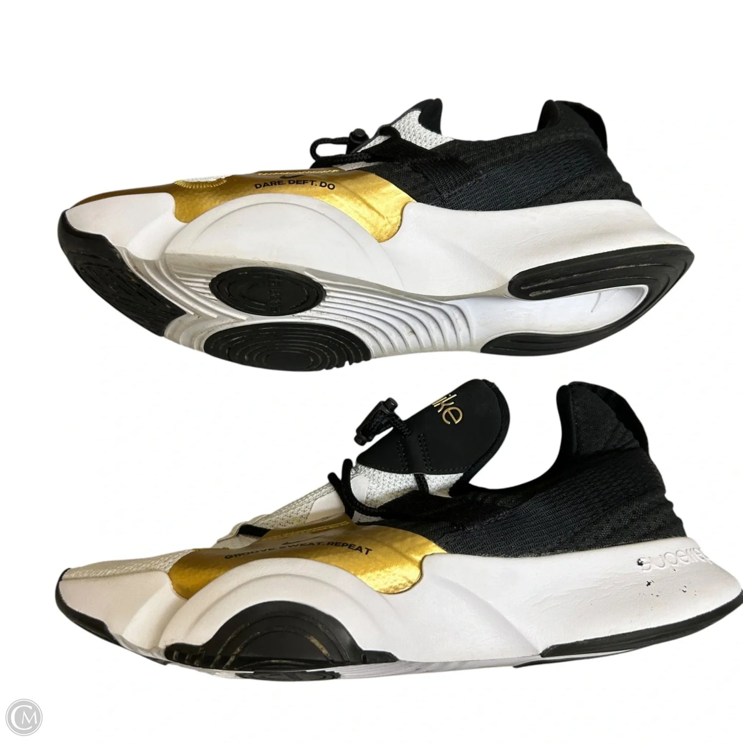 Shoes Athletic By Nike In Black & White, Size: 9.5