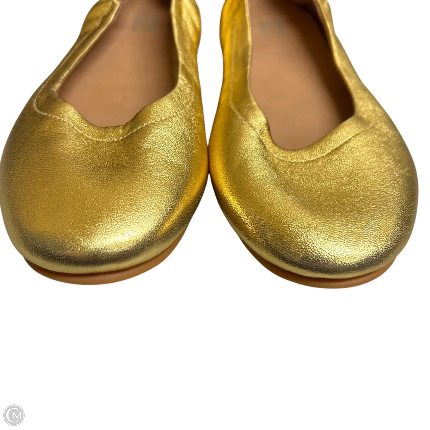 Shoes Flats By Fitflop In Gold, Size: 8