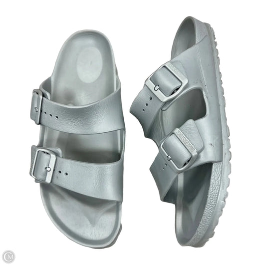 Sandals Flats By Birkenstock In Grey, Size: 10.5