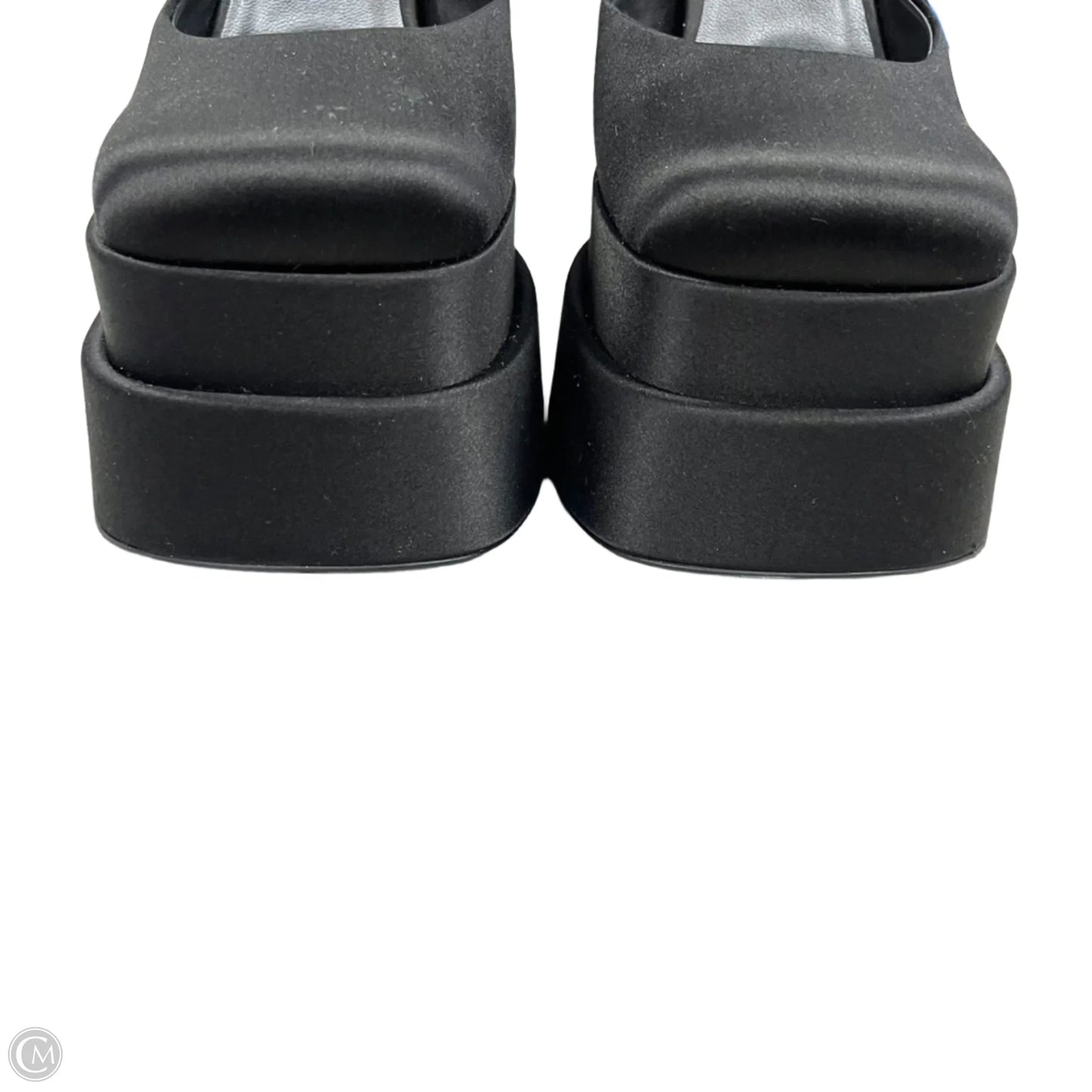 Shoes Luxury Designer By Versace In Black, Size: 5.5