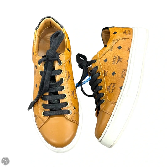 Shoes Luxury Designer By Mcm In Brown, Size: 5.5