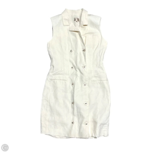 Dress Casual Short By Guess In Cream, Size: S