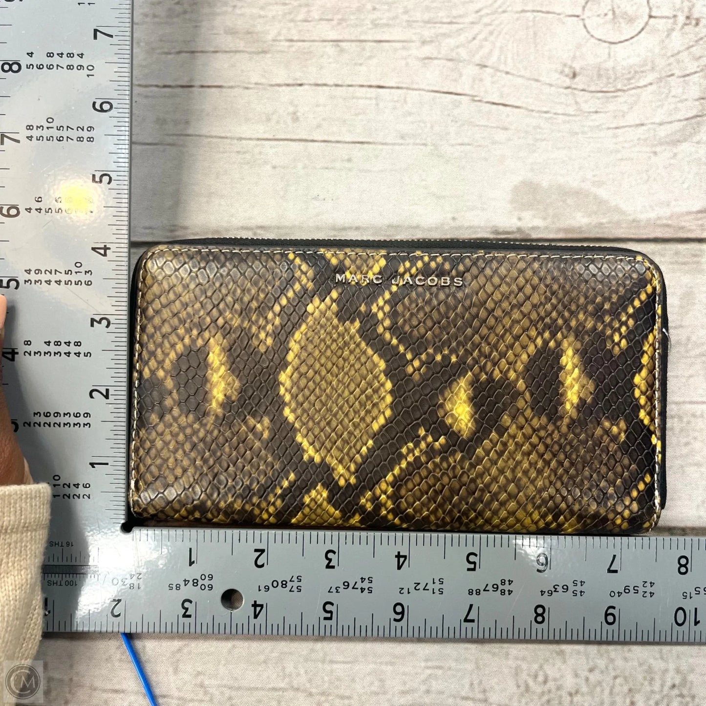 Wallet Luxury Designer By Marc Jacobs, Size: Medium