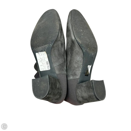 Boots Designer By Stuart Weitzman In Grey, Size: 9.5