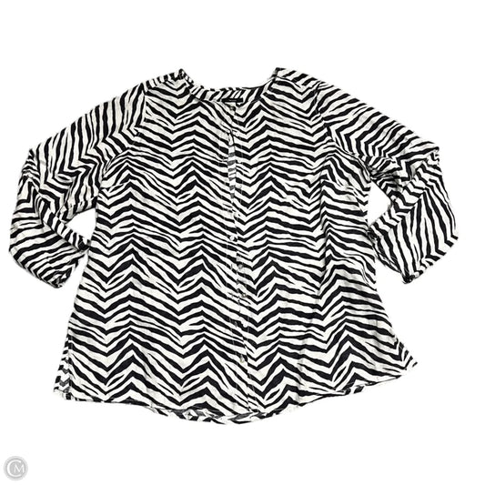 Top Long Sleeve By Tahari In Zebra Print, Size: 2x