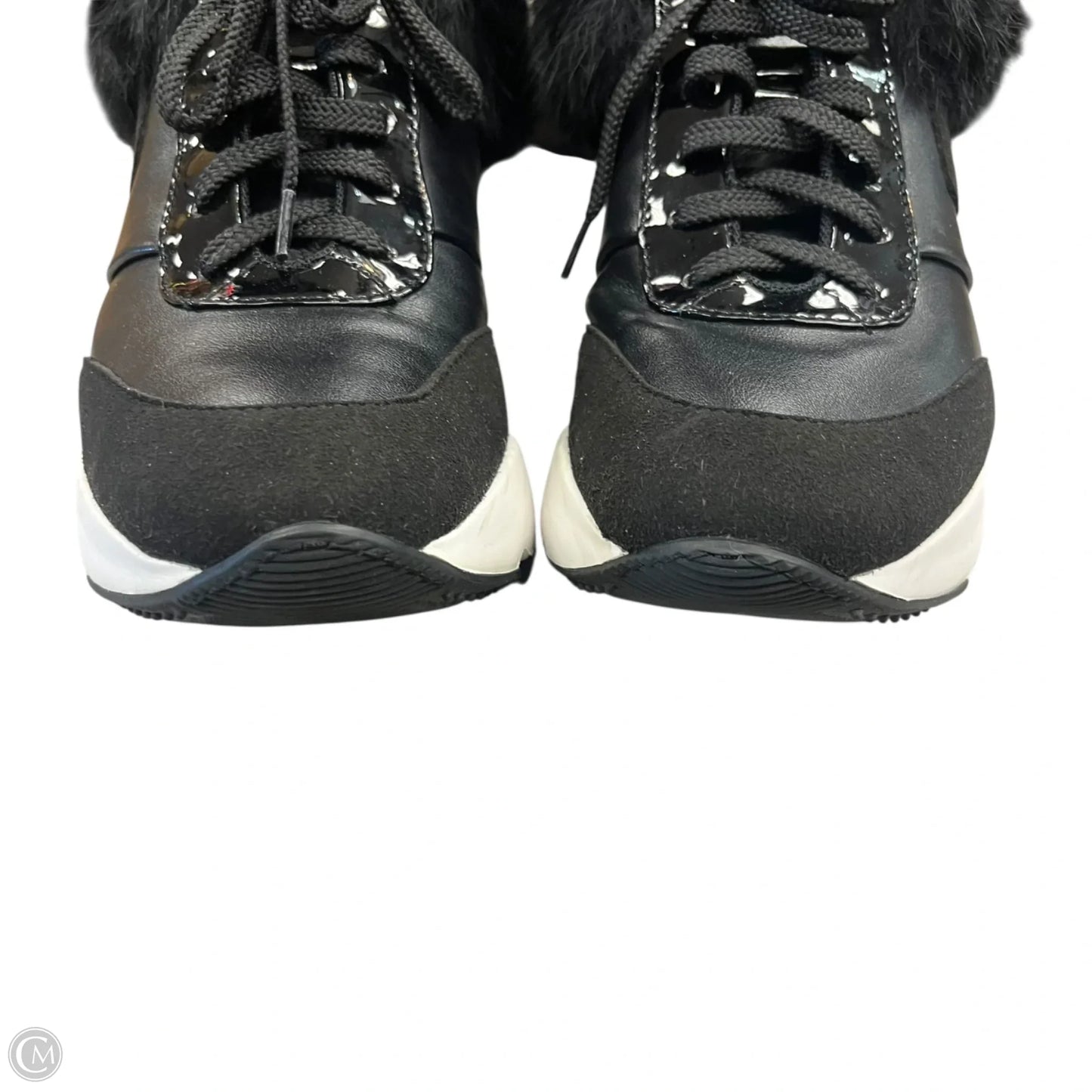 Shoes Sneakers By Rucoline In Black & White, Size: 5.5