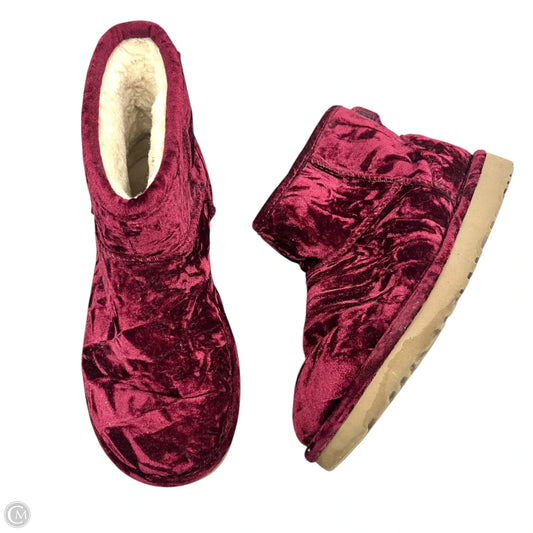 Boots Designer By Ugg In Red, Size: 8