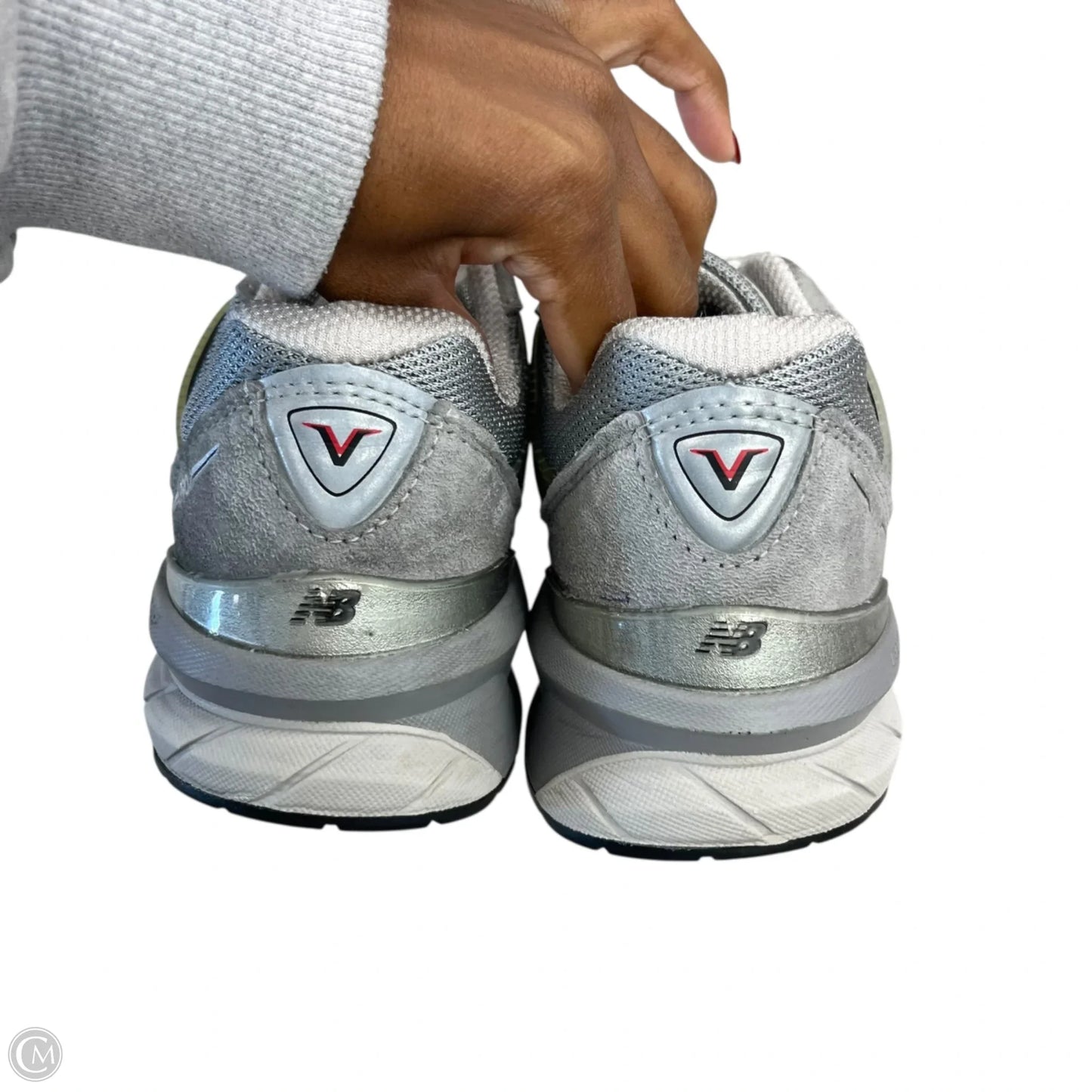Shoes Sneakers By New Balance In Grey, Size: 7.5