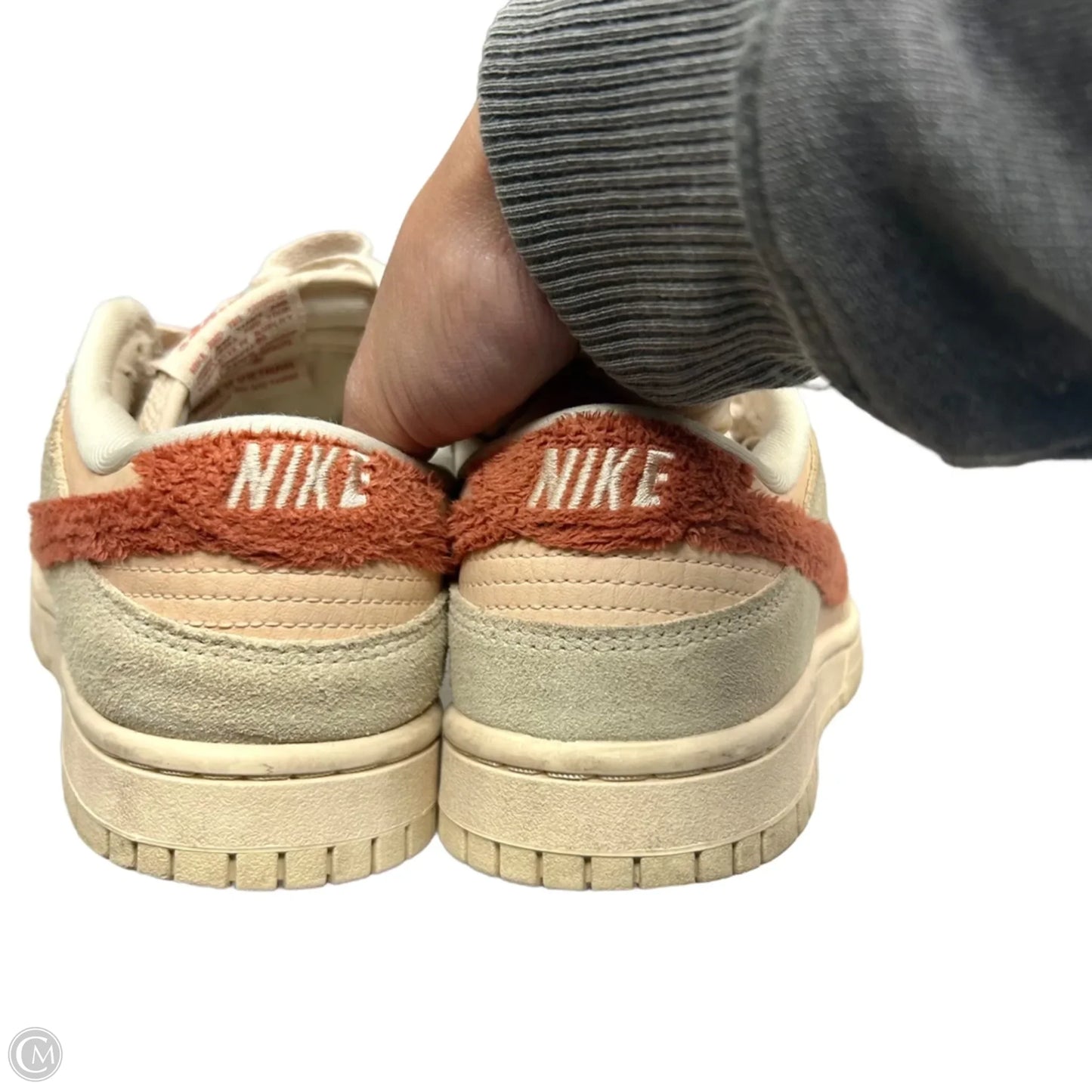 Shoes Sneakers By Nike In Cream & Orange, Size: 7