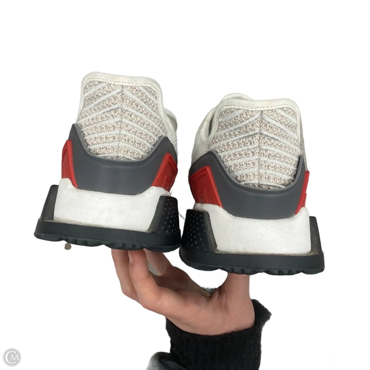 Shoes Athletic By Equipment In White, Size: 7.5