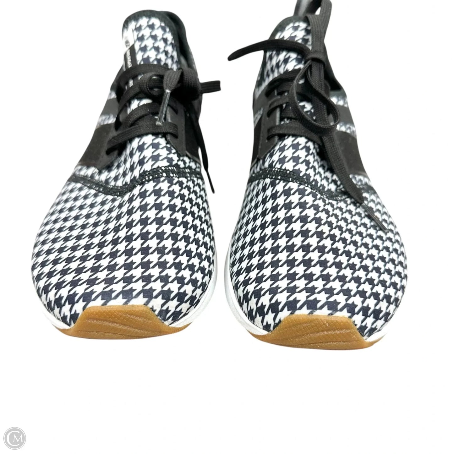 Shoes Athletic By New Balance In Black & White, Size: 10