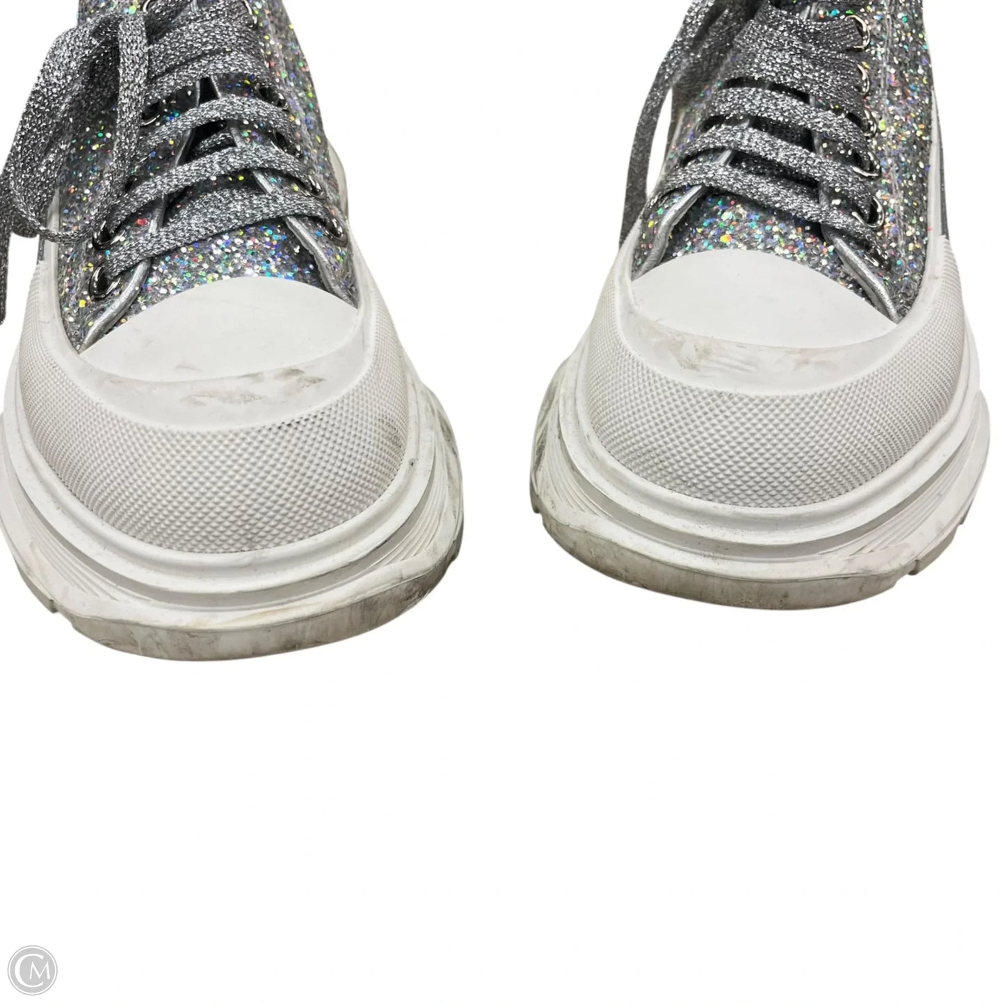 Shoes Luxury Designer By Alexander Mcqueen In Silver & White, Size: 8.5