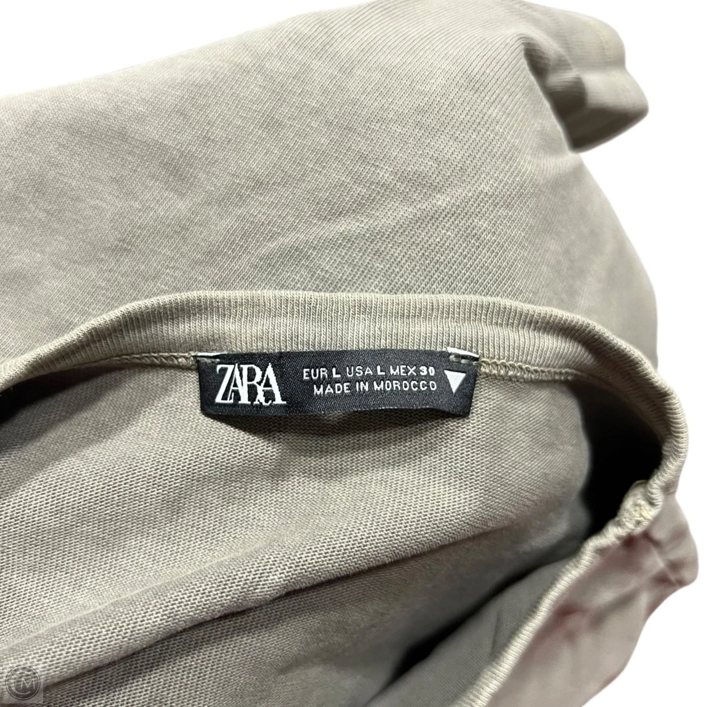 Top Short Sleeve By Zara In Green, Size: L