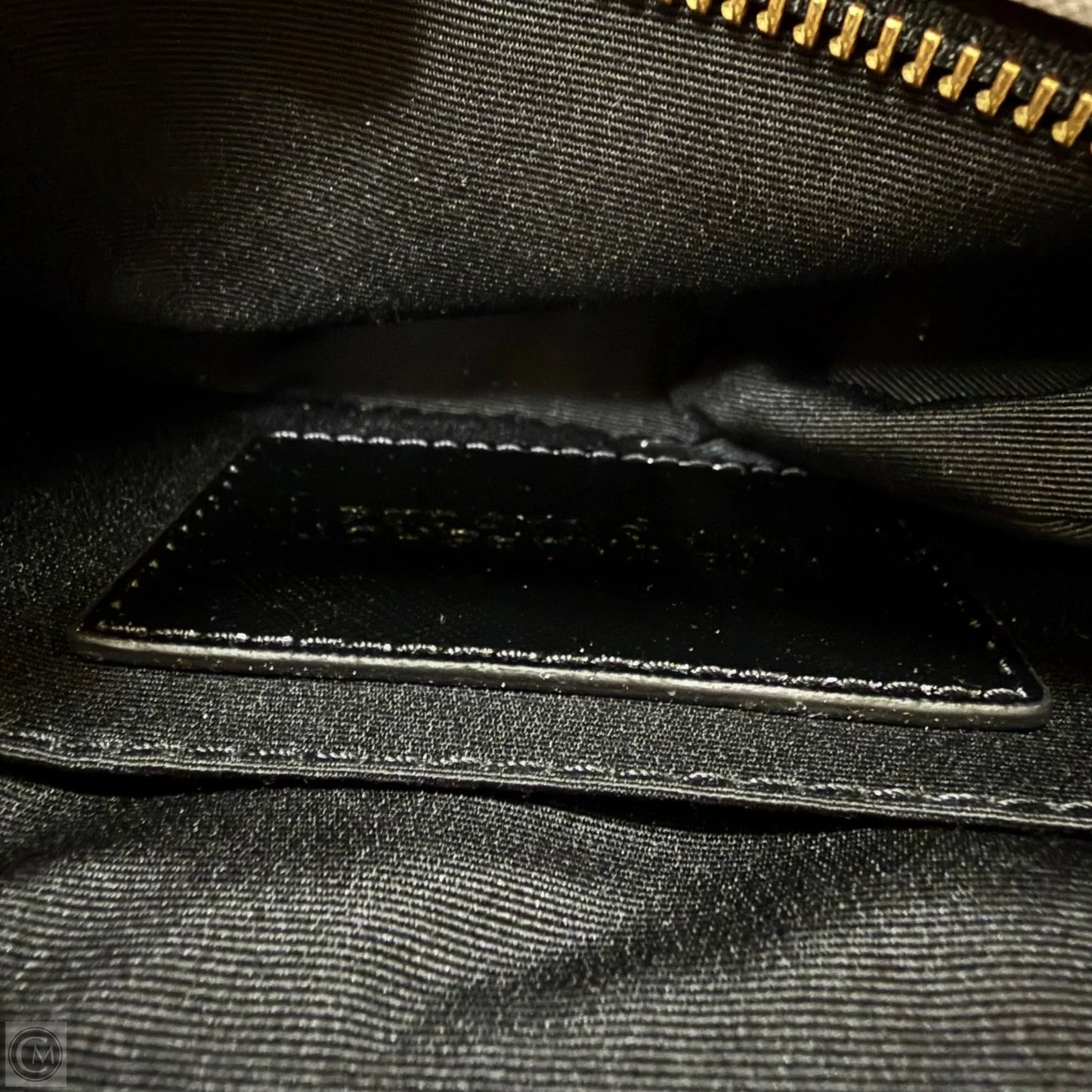 Crossbody Luxury Designer By Marc Jacobs, Size: Medium