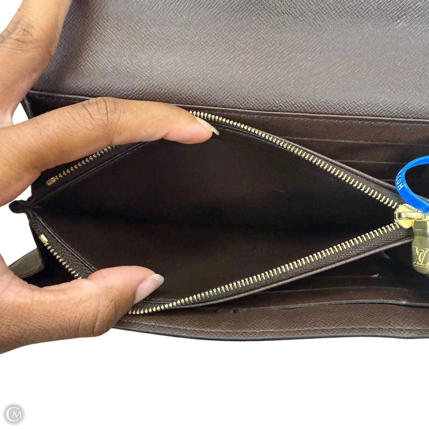 Wallet Luxury Designer By Louis Vuitton, Size: Medium