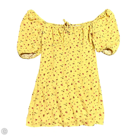 Dress Casual Short By Reformation In Yellow, Size: Xs