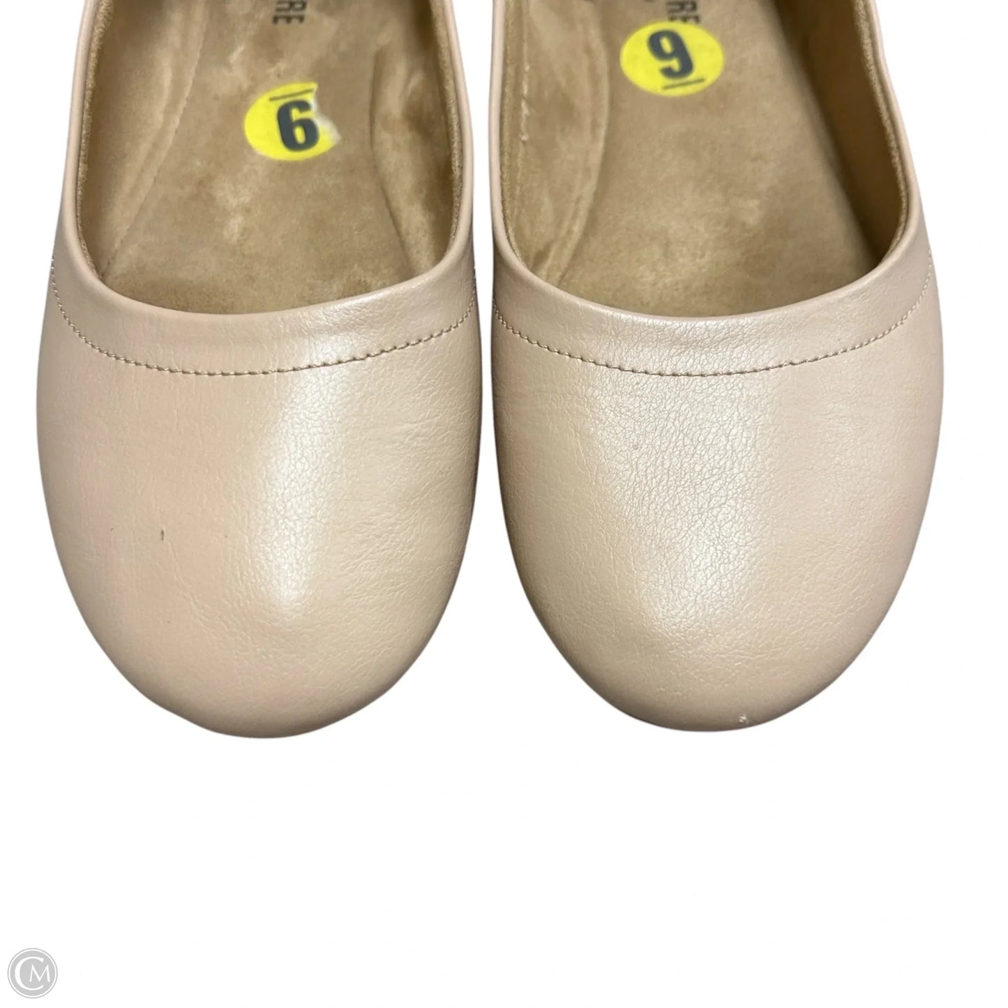 Shoes Flats By Cushionaire In Beige, Size: 9