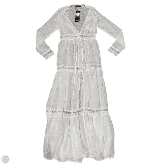 Swimwear Cover-up By Boohoo In White, Size: S