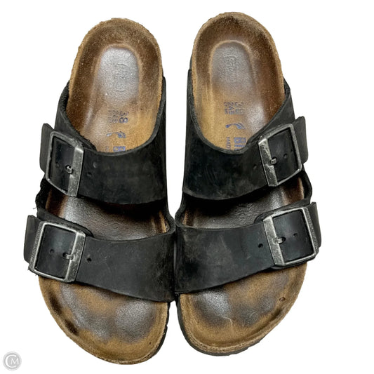 Sandals Flats By Birkenstock In Black & Brown, Size: 7.5