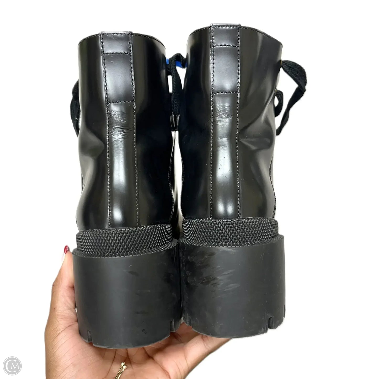 Boots Luxury Designer By Gucci In Black & Gold, Size: 9.5