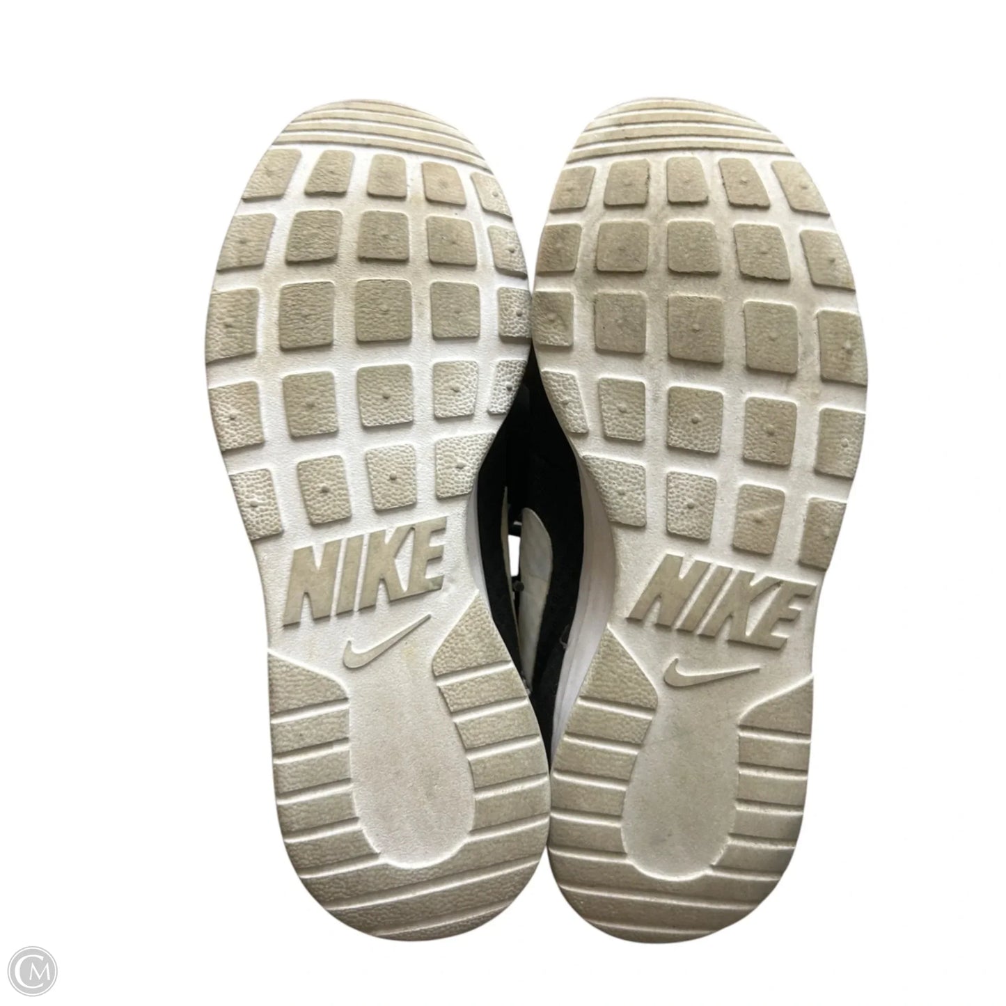 Shoes Sneakers By Nike In Black & White, Size: 6