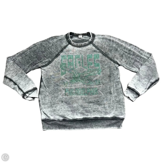 Top Long Sleeve By Bella + Canvas In Grey, Size: M