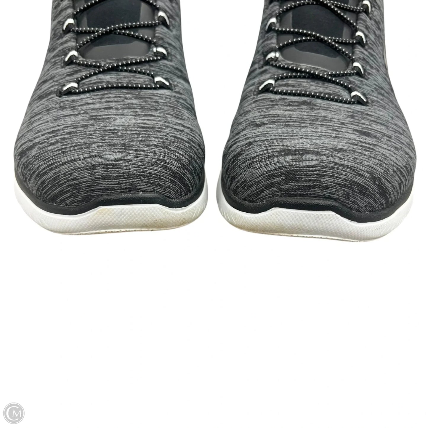 Shoes Sneakers By Skechers In Black & Grey, Size: 9