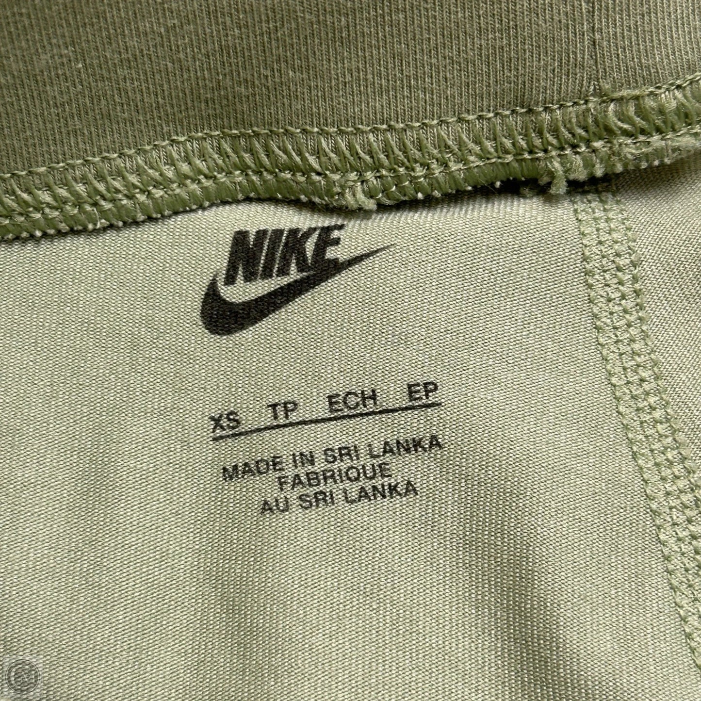 Shorts By Nike In Green, Size: Xs