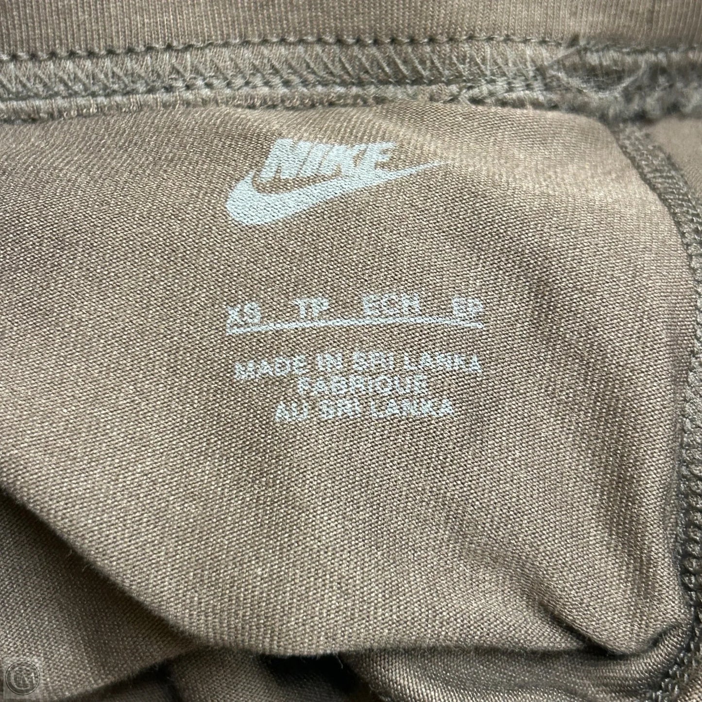 Shorts By Nike In Brown, Size: Xs