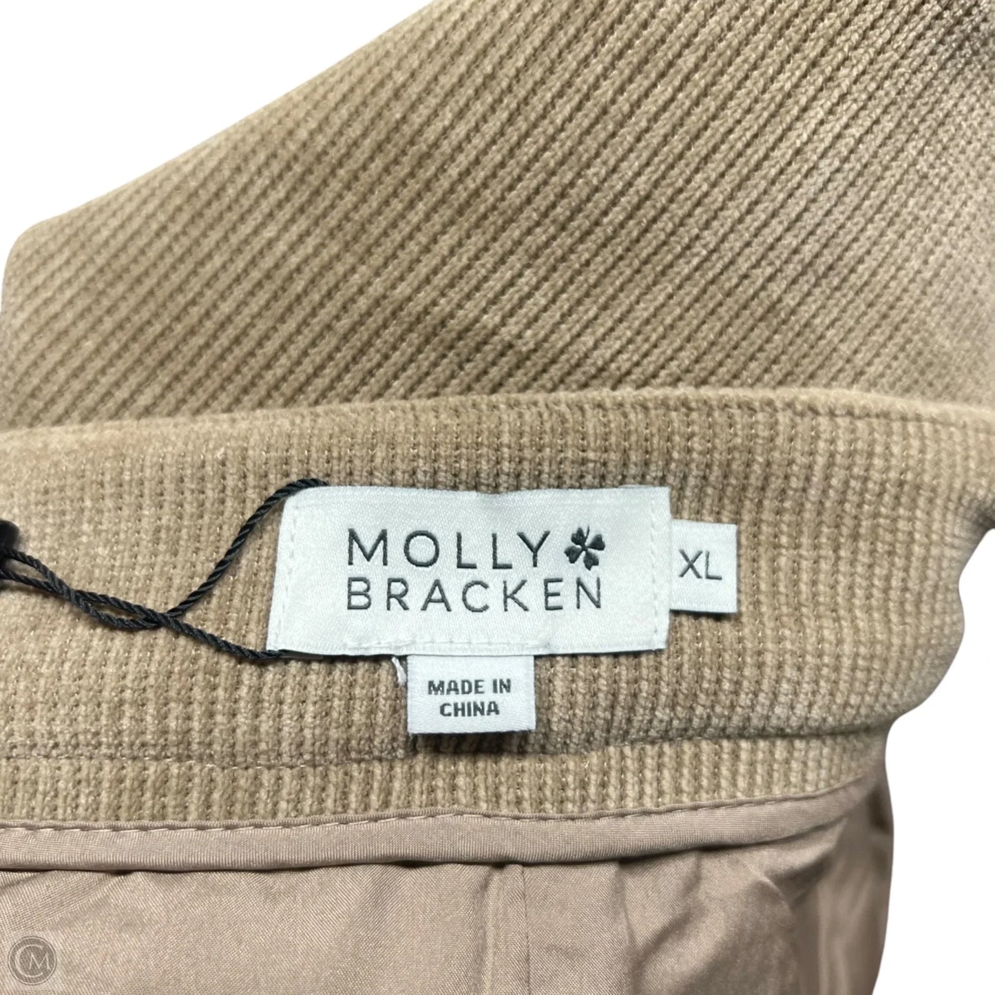 Skirt Mini & Short By Molly Bracken In Beige, Size: L