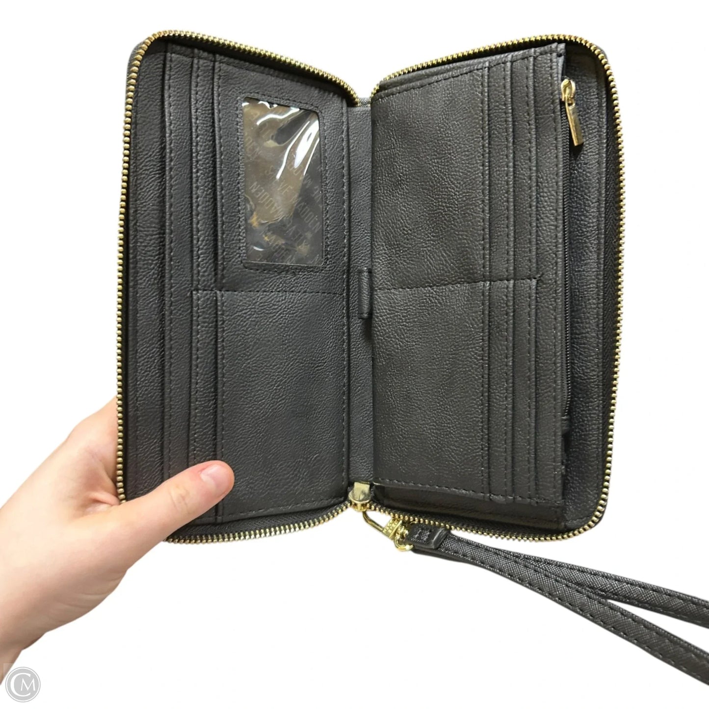 Wristlet By Steve Madden, Size: Medium