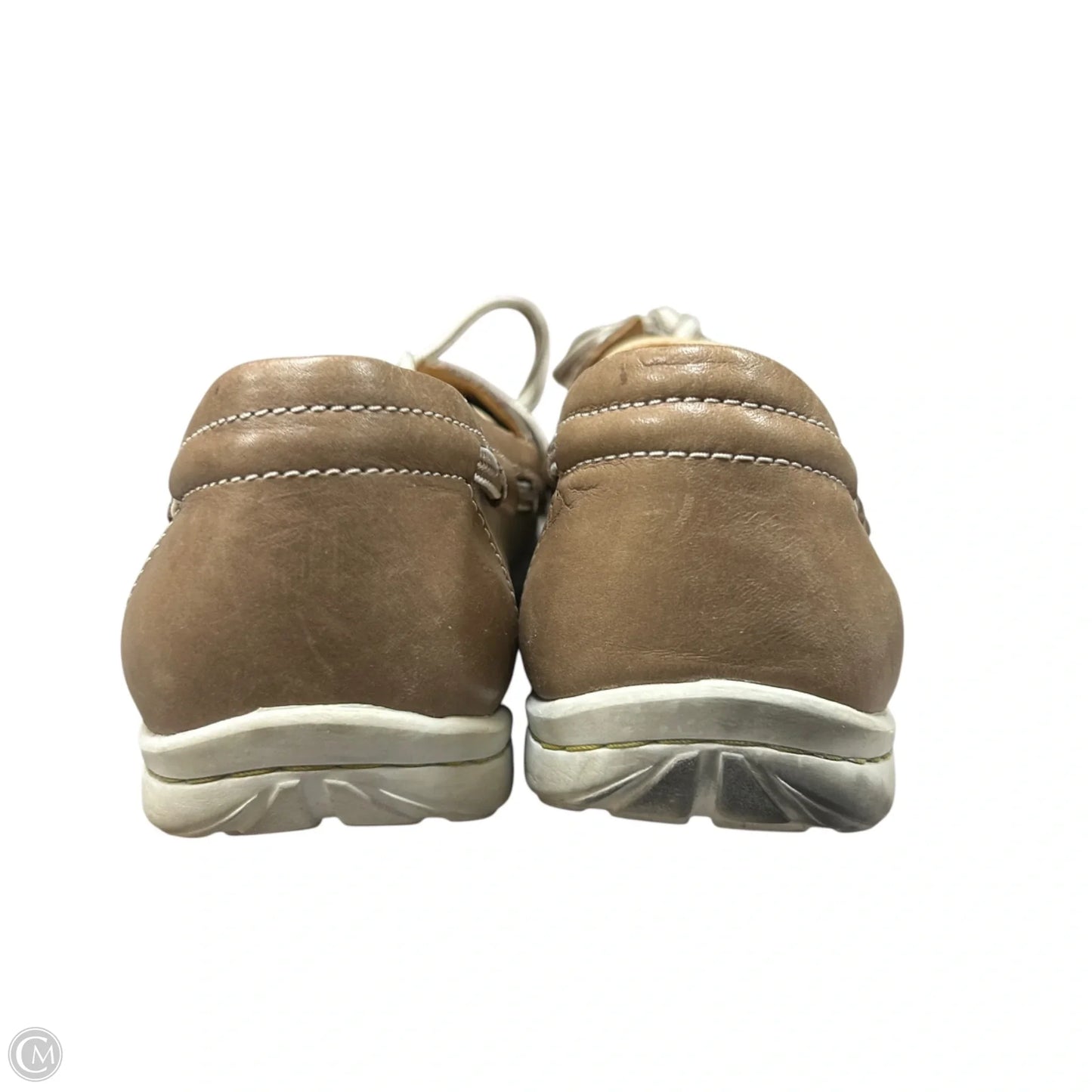 Shoes Flats By Clarks In Cream, Size: 8