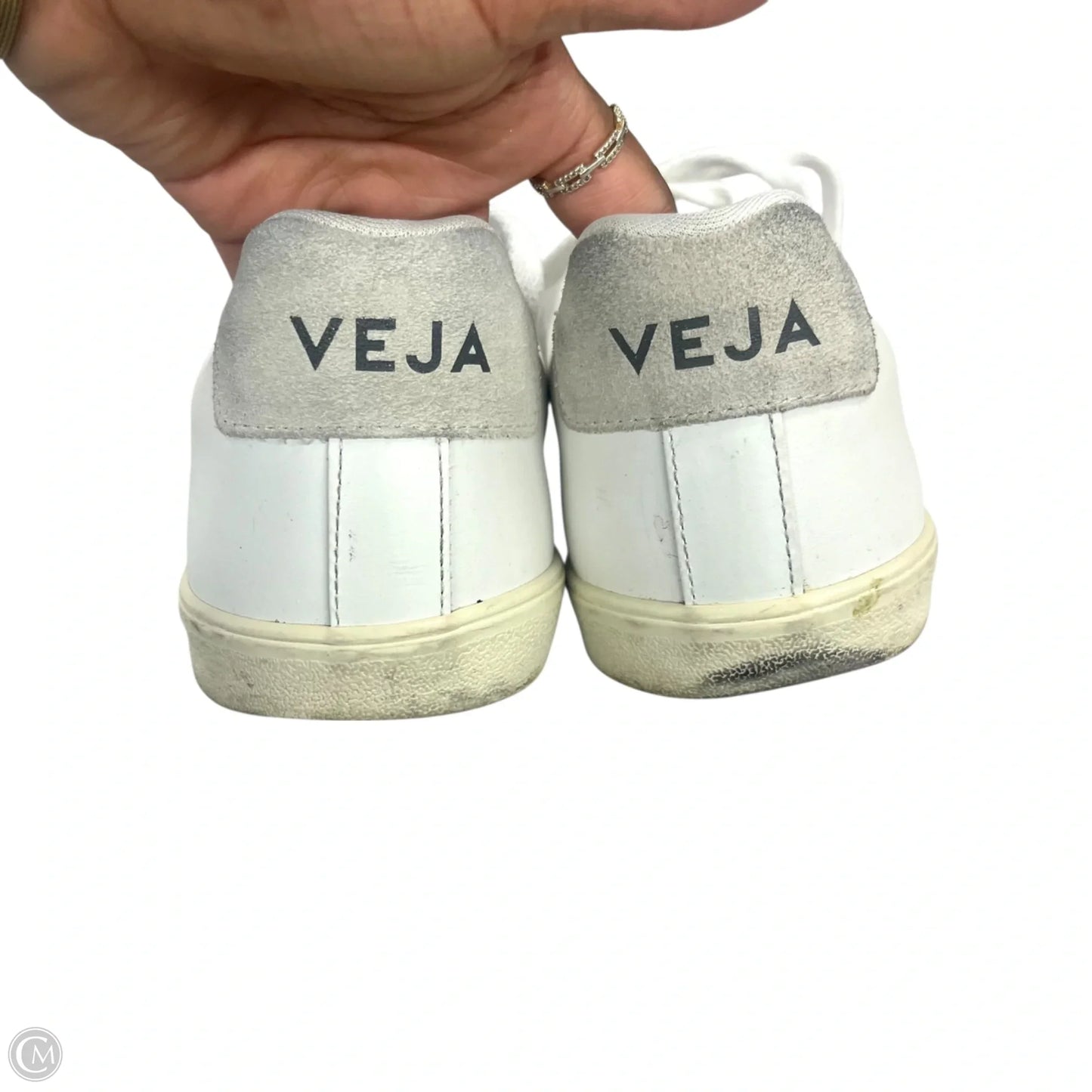 Shoes Sneakers By Veja In White, Size: 9