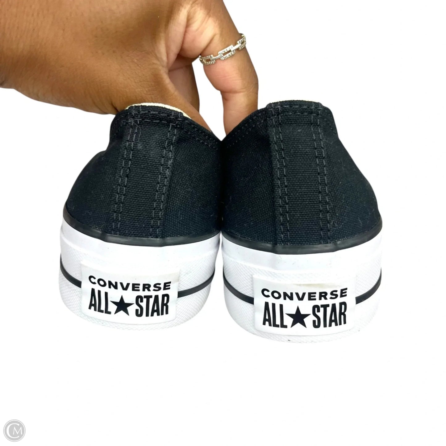 Shoes Sneakers By Converse In Black & White, Size: 7.5