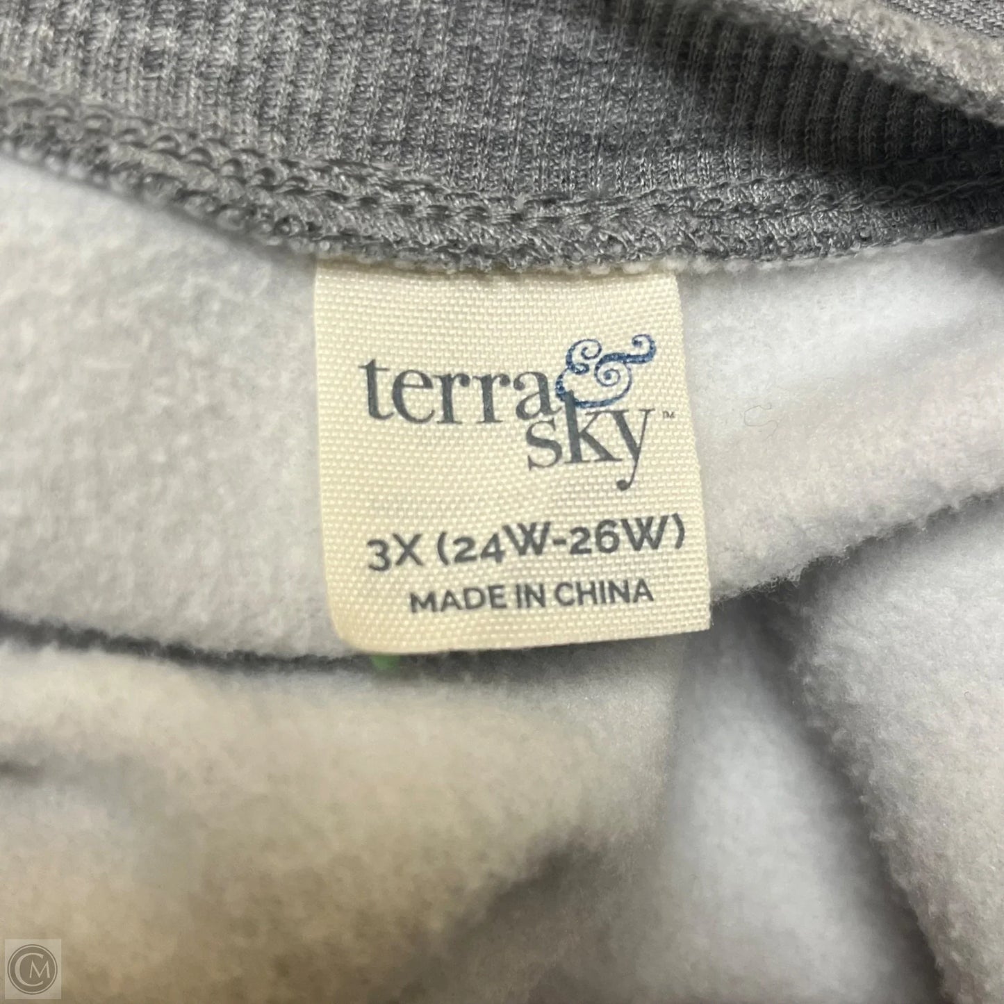 Sweatshirt Crewneck By Terra & Sky In Grey & Red, Size: 3x