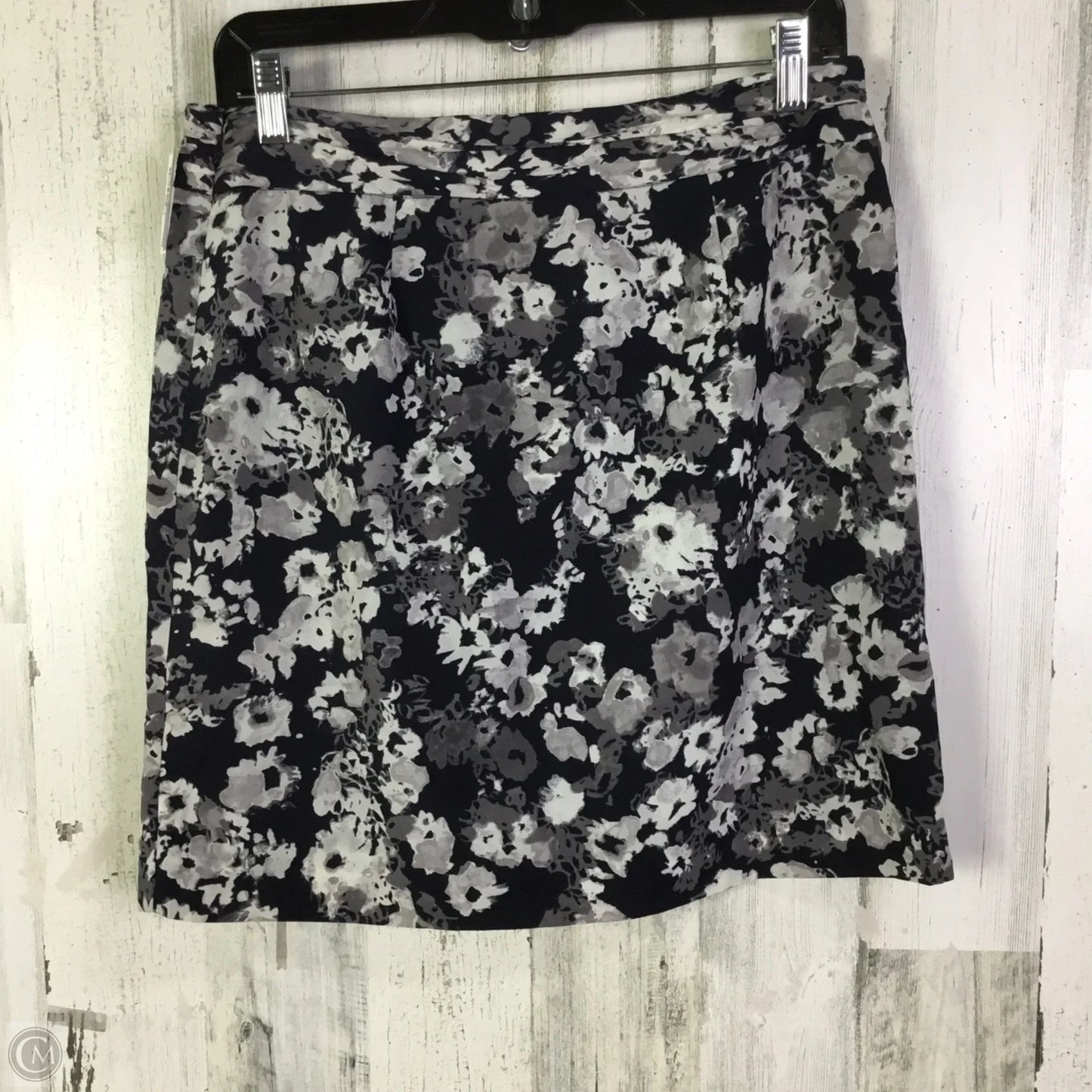 Skirt Mini & Short By Banana Republic In Black, Size: 4