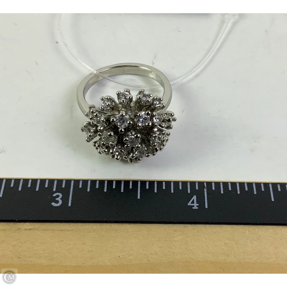 Ring Statement By Banana Republic SIZE: 6