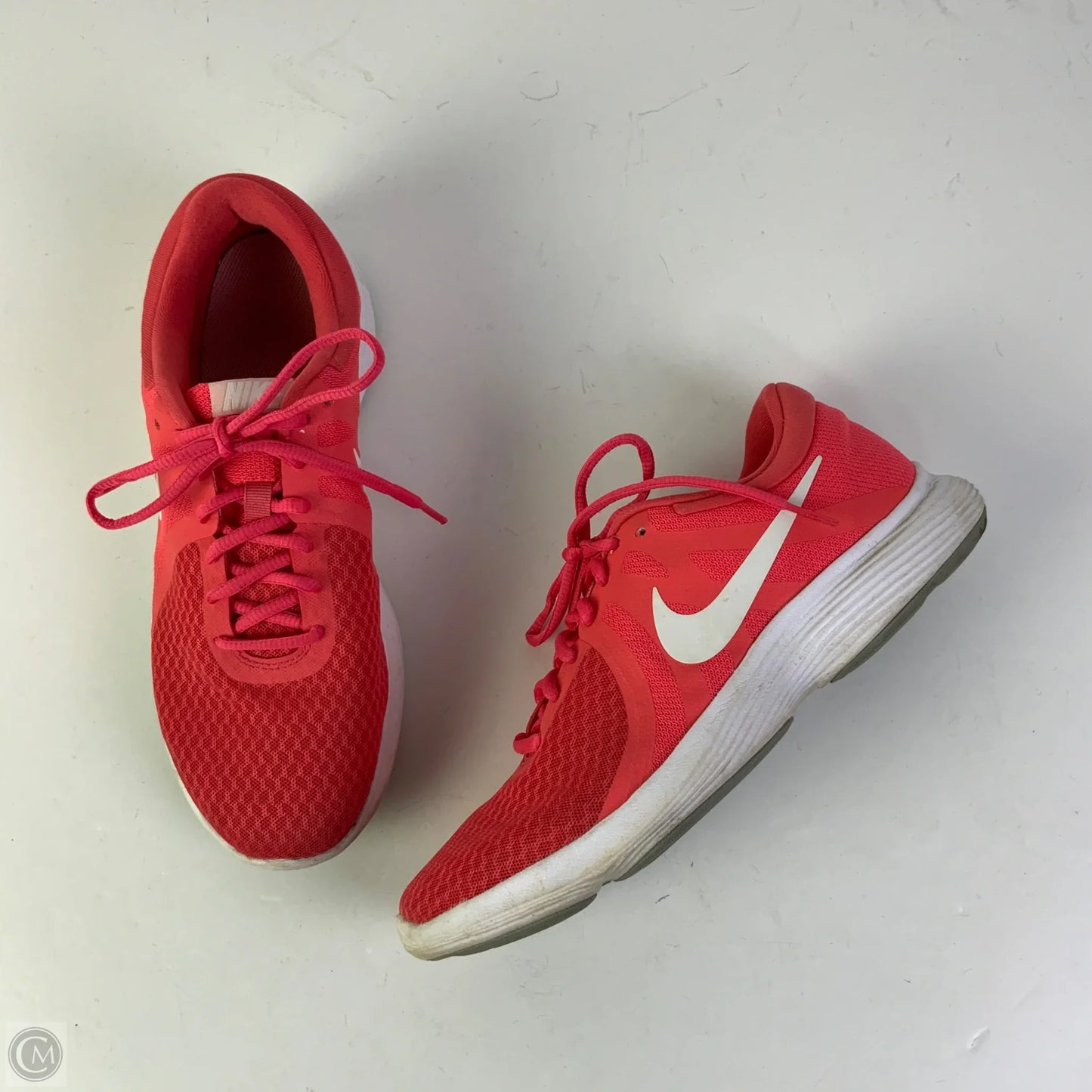 Shoes Athletic By Nike In Coral, Size: 10
