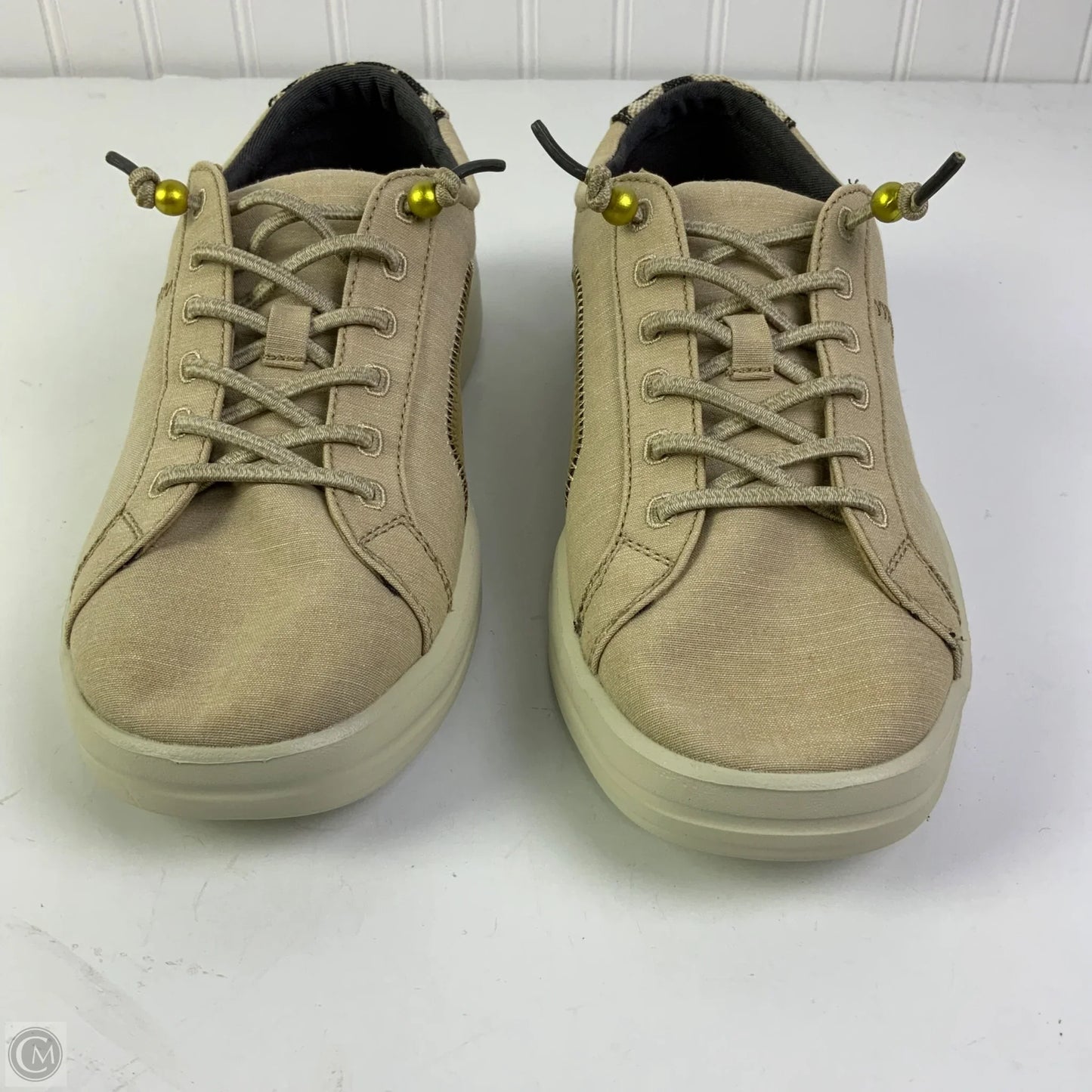 Shoes Flats By Hey Dude In Tan, Size: 9