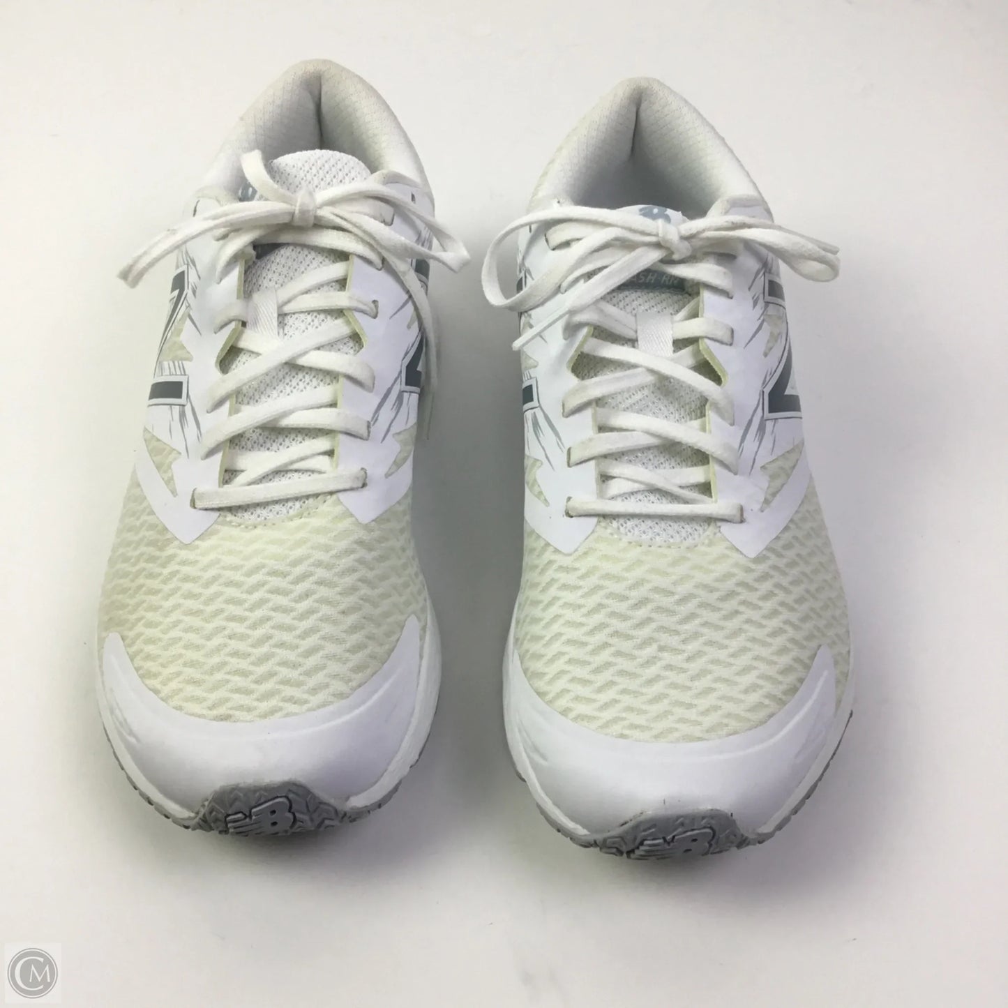 Shoes Athletic By New Balance In White, Size: 9.5
