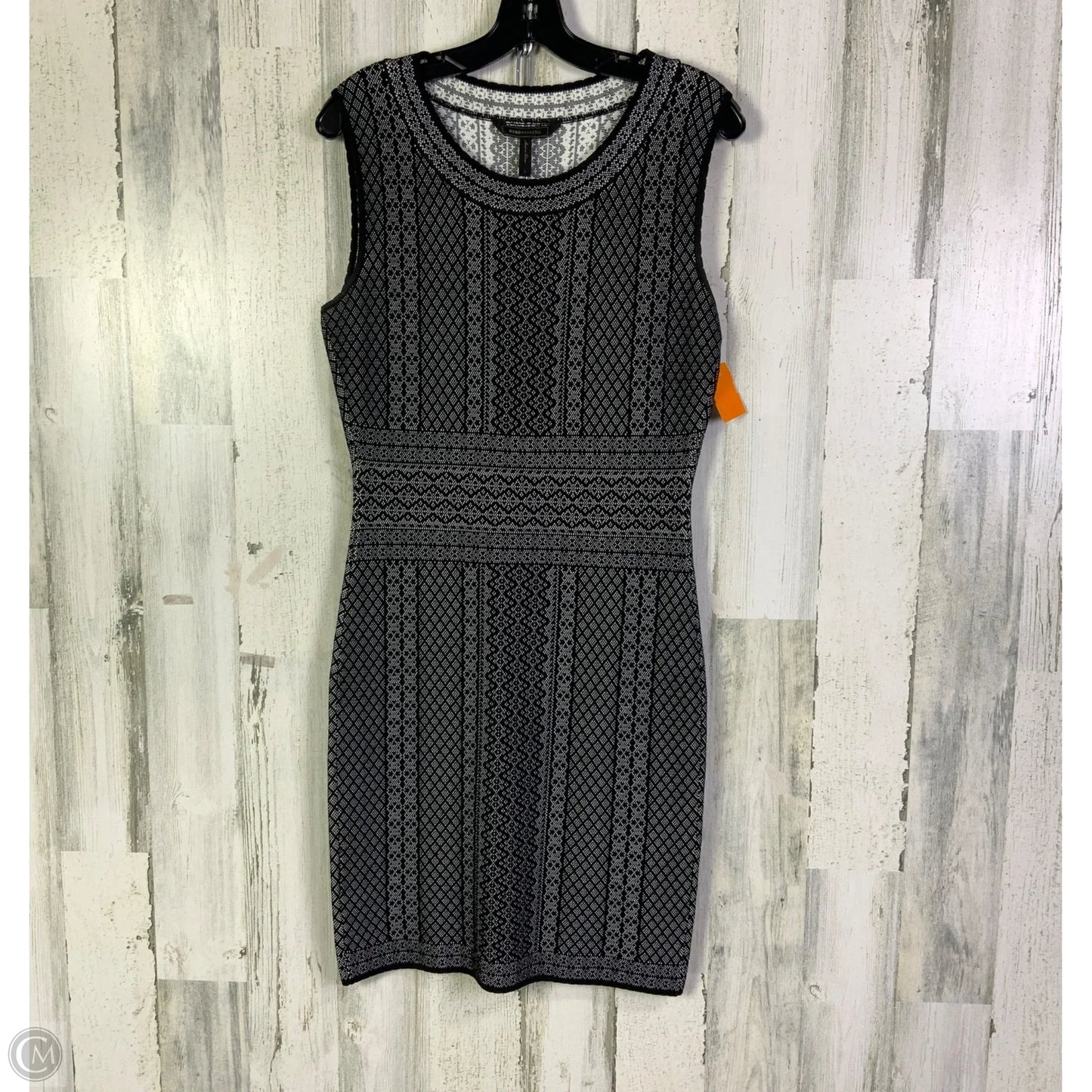 Dress Casual Short By Bcbgmaxazria In Black & White, Size: L
